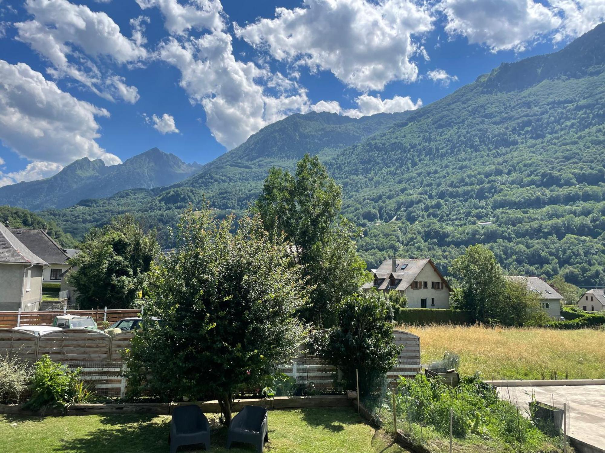 Bel Appartement Dans Residence Cheminee /Jardin Luz-Saint-Sauveur Buitenkant foto