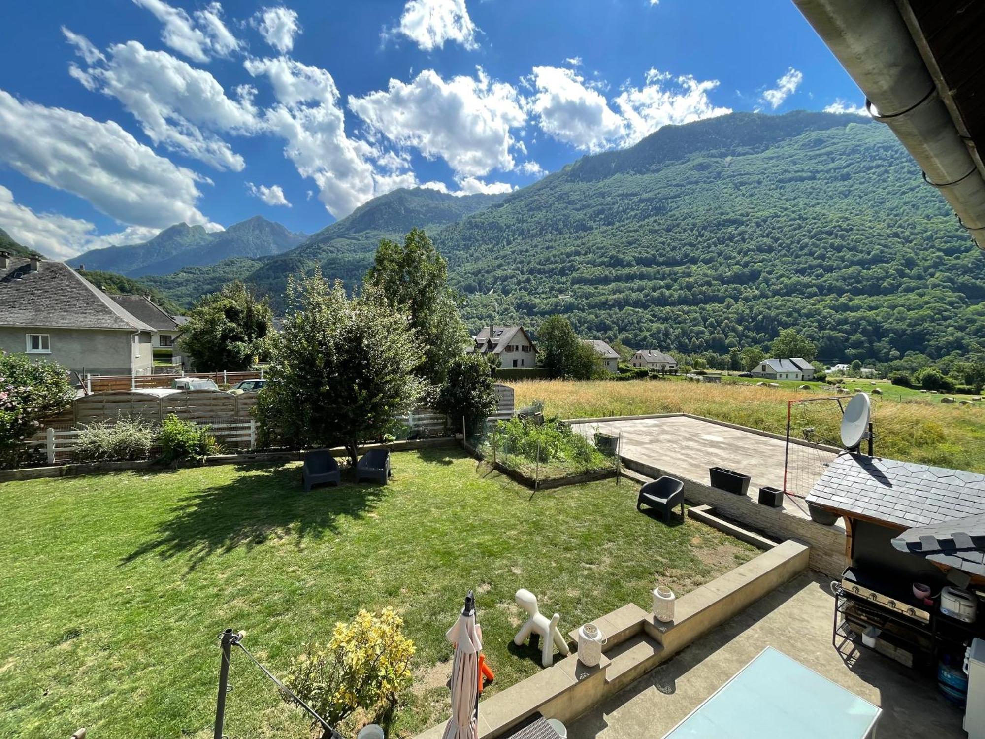 Bel Appartement Dans Residence Cheminee /Jardin Luz-Saint-Sauveur Buitenkant foto
